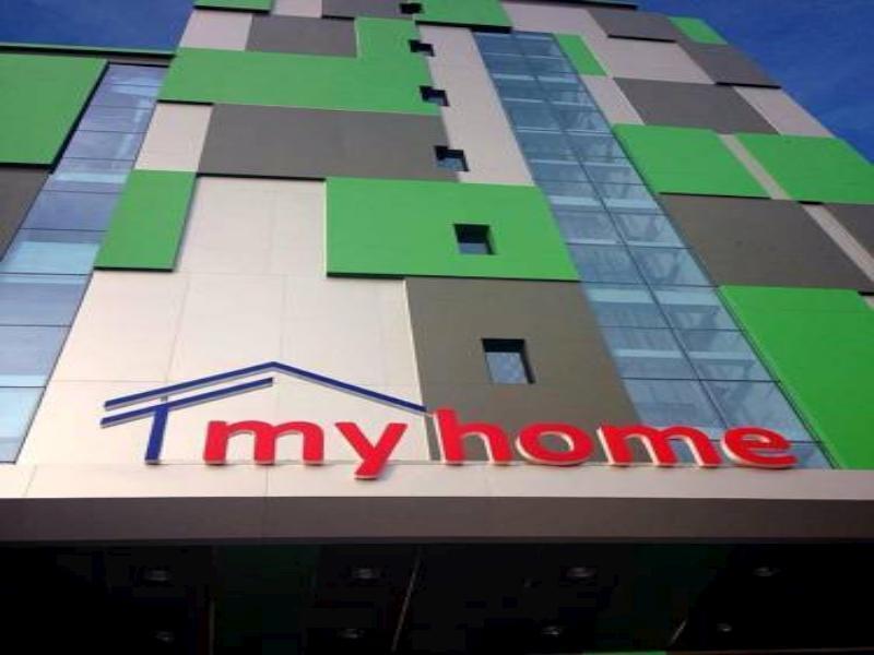 My Home Hotel Pontianak Exterior foto